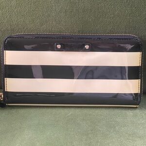 Kate Spade Wallet Neda Women's Black/Ivory Striped Patent Leather Zip-Around